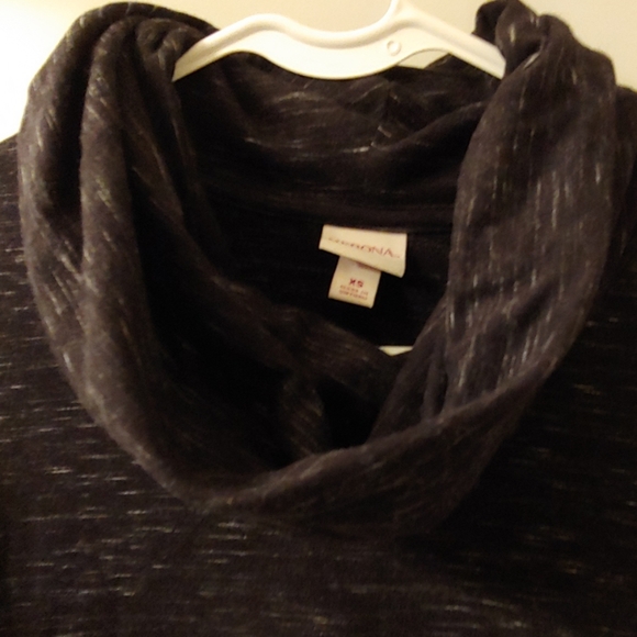 Sweater - Picture 2 of 3